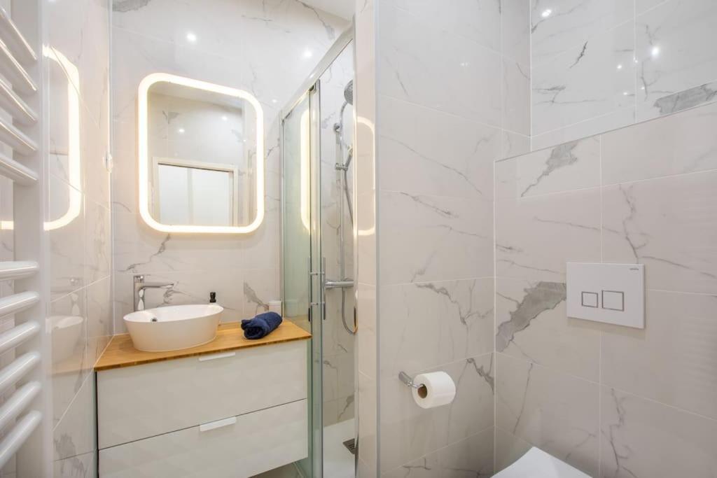 Notre Dame, Odeon 5e, Triplex 2 Salles De Bain Appartement Parijs